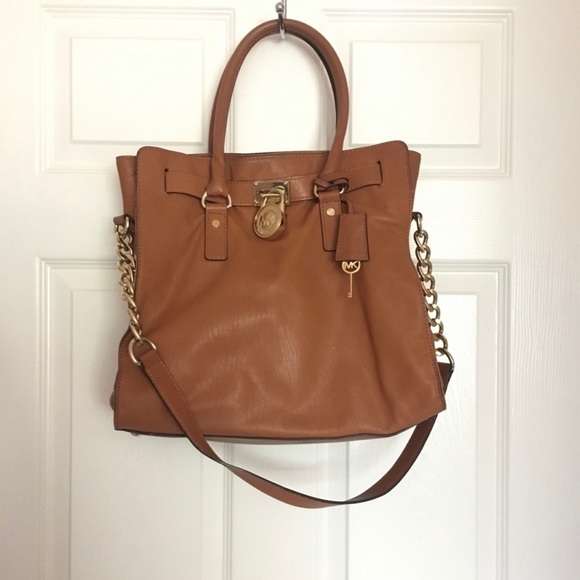 Michael Kors Handbags - ❌Sold❌Michael Kors Hamilton tote bag